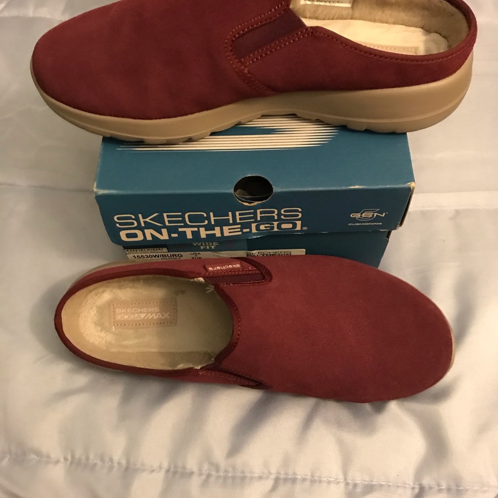 Skechers